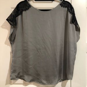 Express blouse with lace detail